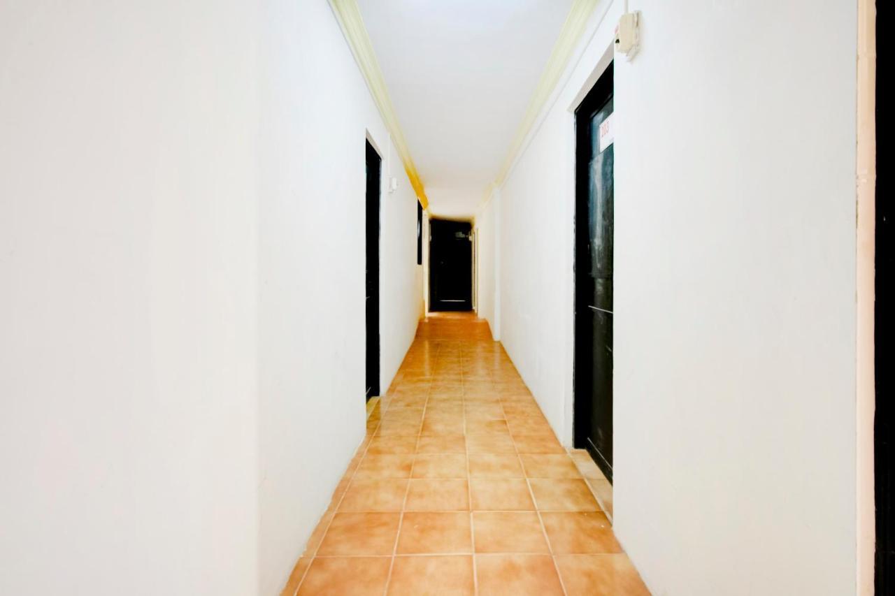 Spot On 77526 Goa Star Raia Exterior foto